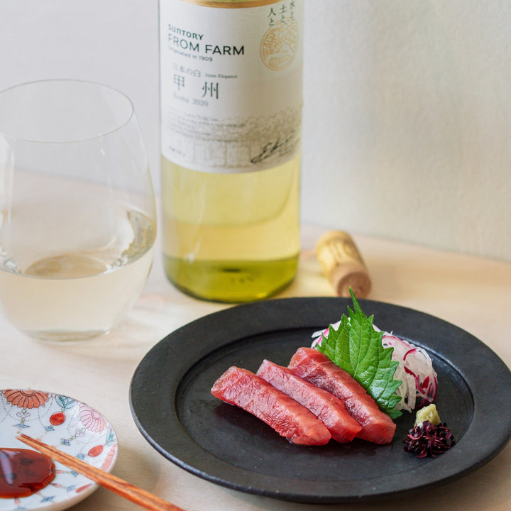 山採り天然　美白斑紋5本立ち　22 甲州 日本の白 2022｜日本ワイン 甲州 – SUNTORY FROM FARM Online Shop